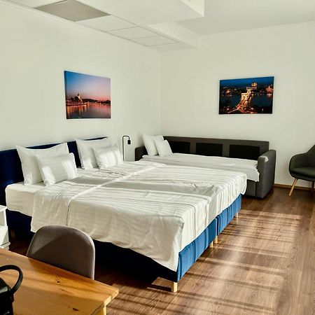 Rooftop City Residence With Deep Garage Budapest Exterior photo